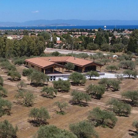Agriturismo Corte Degli Ulivi Capoterra Esterno foto