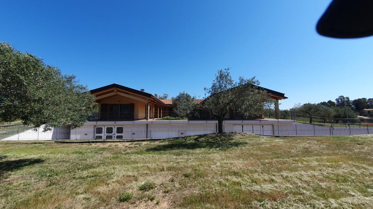 Agriturismo Corte Degli Ulivi Capoterra Esterno foto