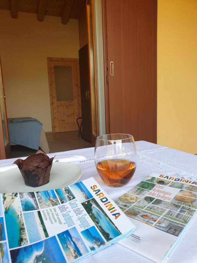 Agriturismo Corte Degli Ulivi Capoterra Esterno foto